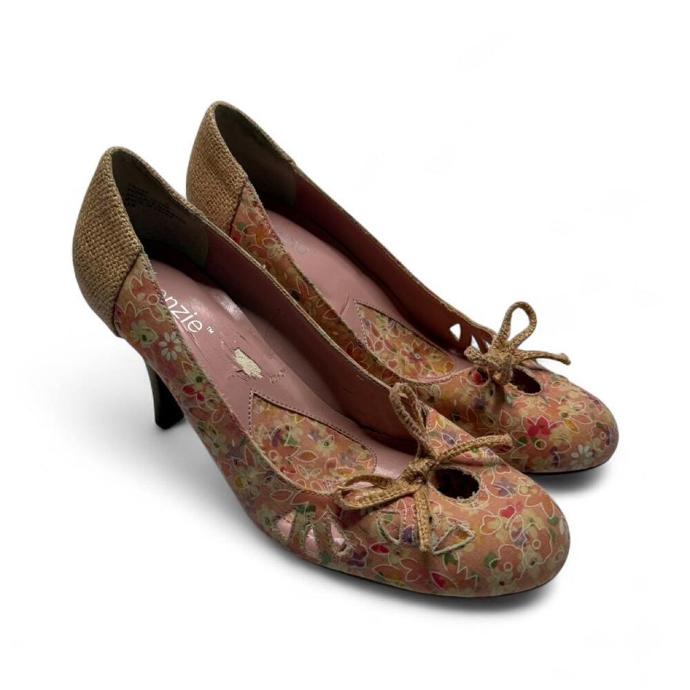 Kenzie Y2K Coquette Doll Fairy core Pink Patterned Closed Toe Pump Heel size 8.5
